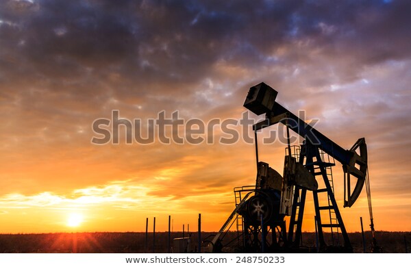 san-luong-dau-o-mien-tay-canada-phuc-hoi-trong-khi-dau-cua-my-ngung-tre